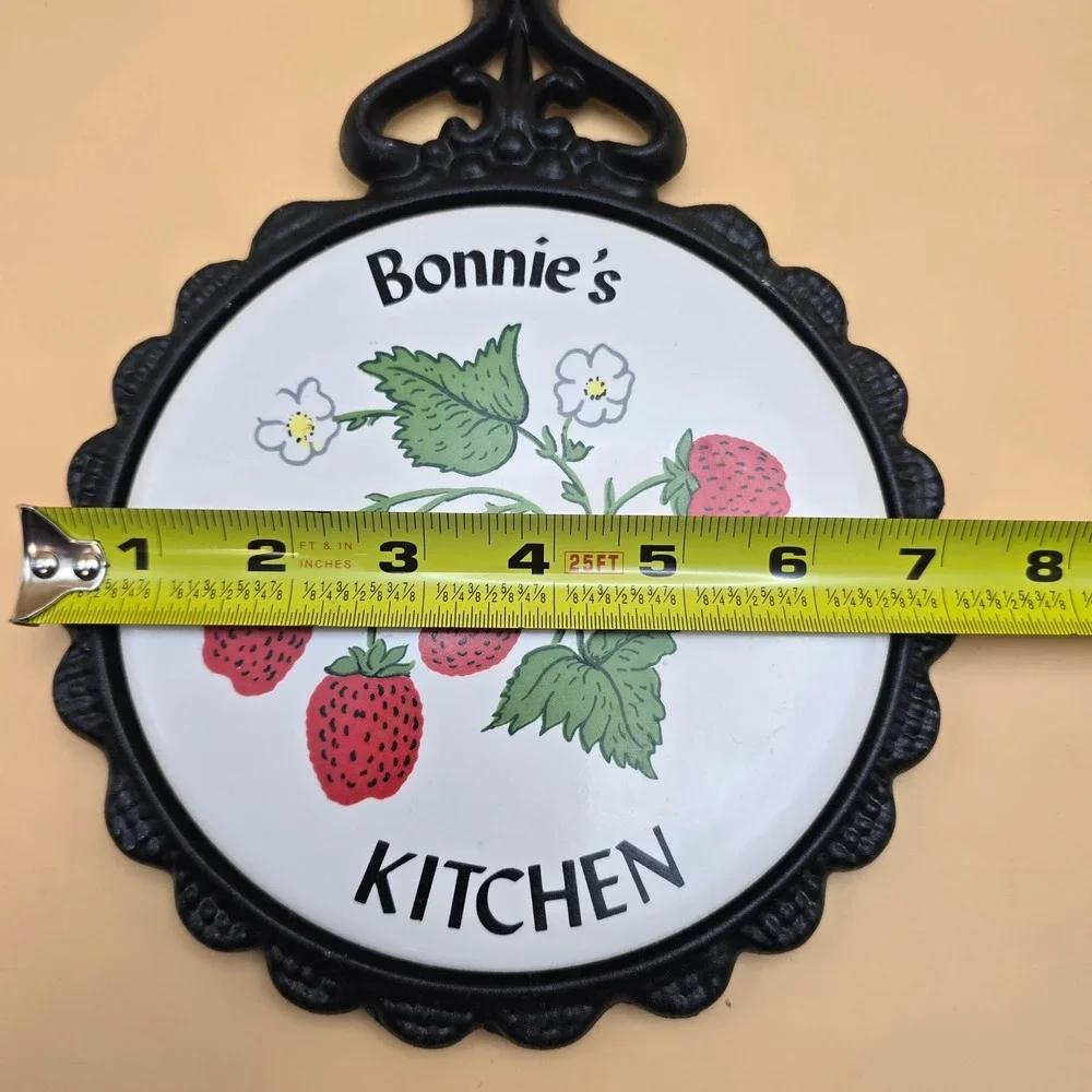 Vintage Mid-State Cast Iron Ceramic Strawberry Trivet Bonnies Kitchen Wall Decor
